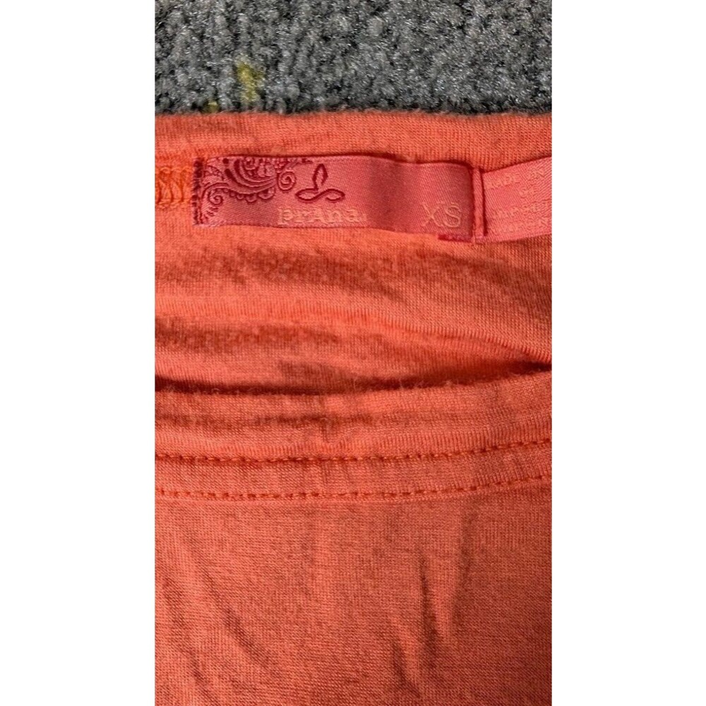 prAna Women’s Long Sleeve Top XS Orange Lightweight Casual Activewear Pullover - Picture 6 of 7